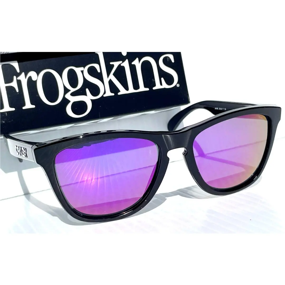 Oakley Frogskins Shiny Black Polarized Galaxy Purple Lens Sunglass 9013