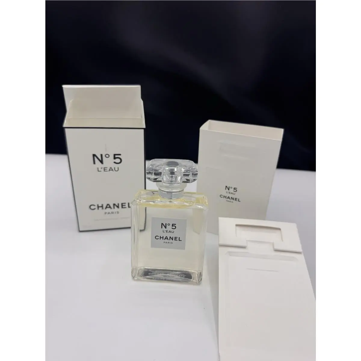 Chanel N°5 L`eau Vaporisateur Spray Perfume 100 ml Regular Size Spray