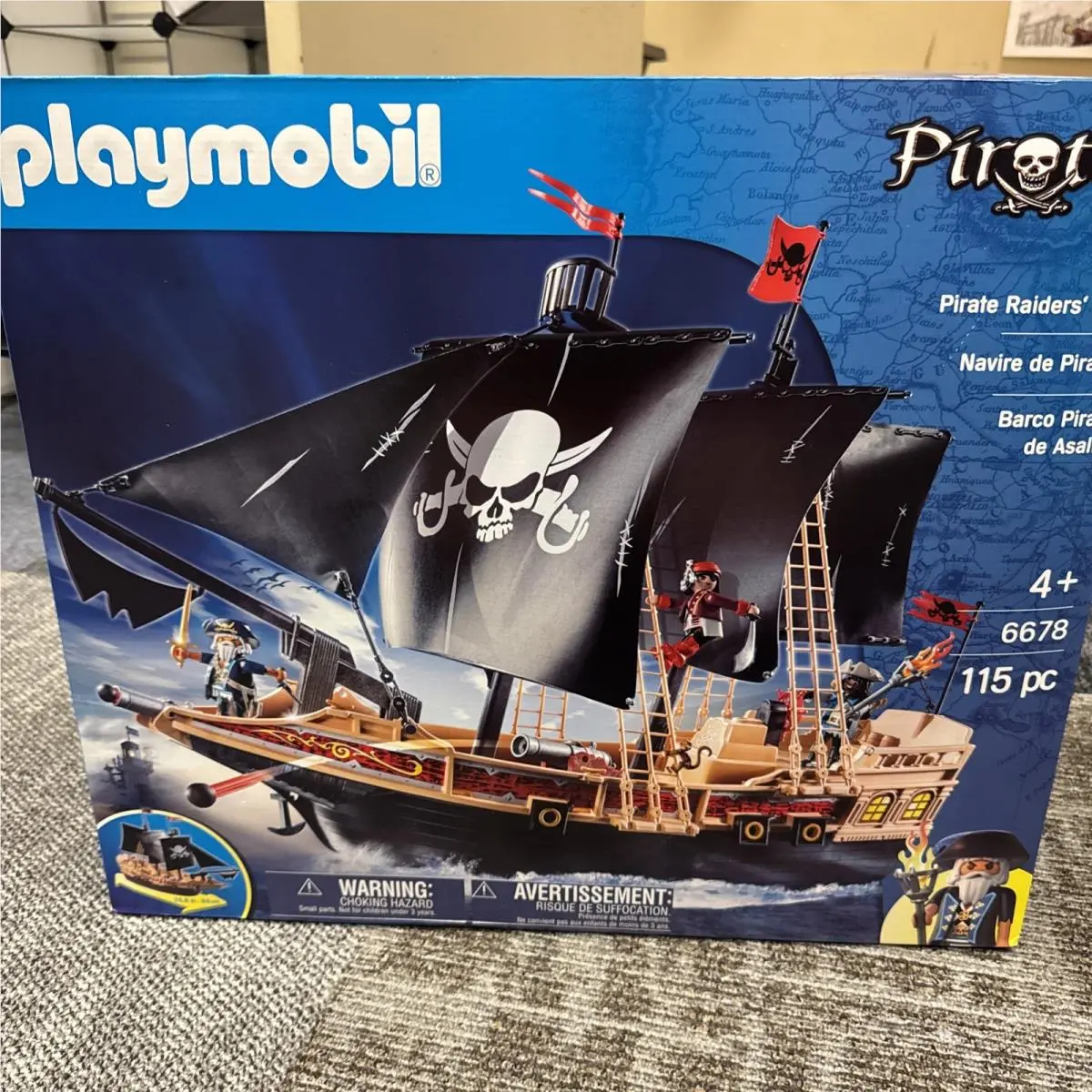 Playmobil 6678 Pirates Raiders Large Ship with Firing Cannons