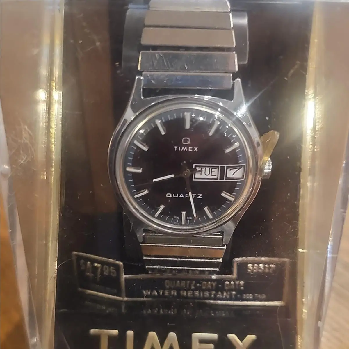 Quartz Men’s Analog Day-date Wristwatch Silver Metal Bracelet w/ Box by Timex