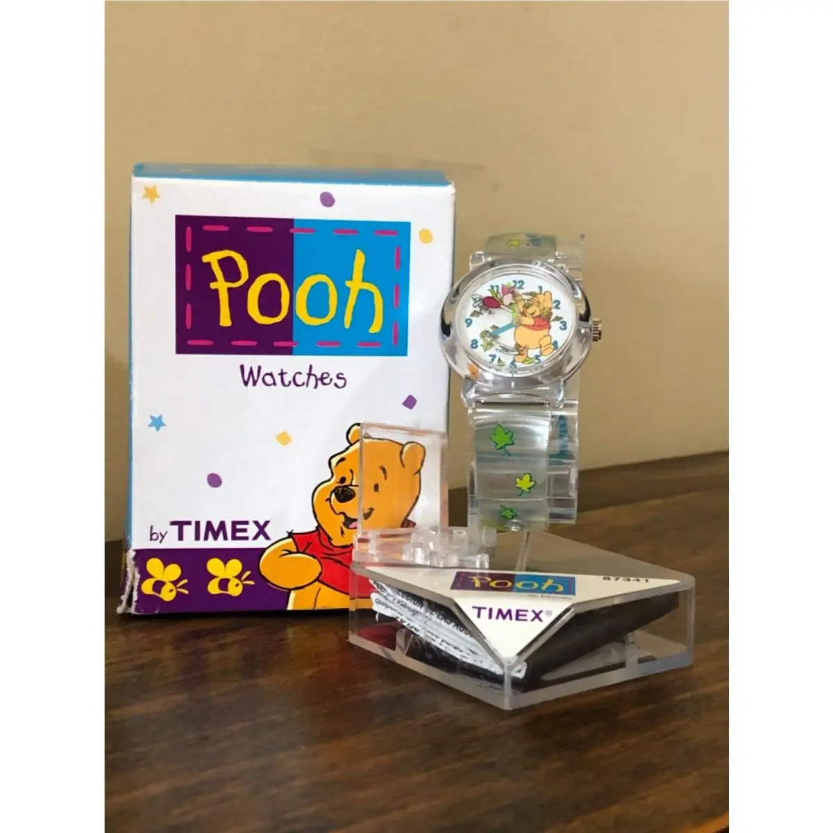 Disney Watch Winnie The Pooh Kids  Take My Hand Piglet Leaf Vintage by Timex