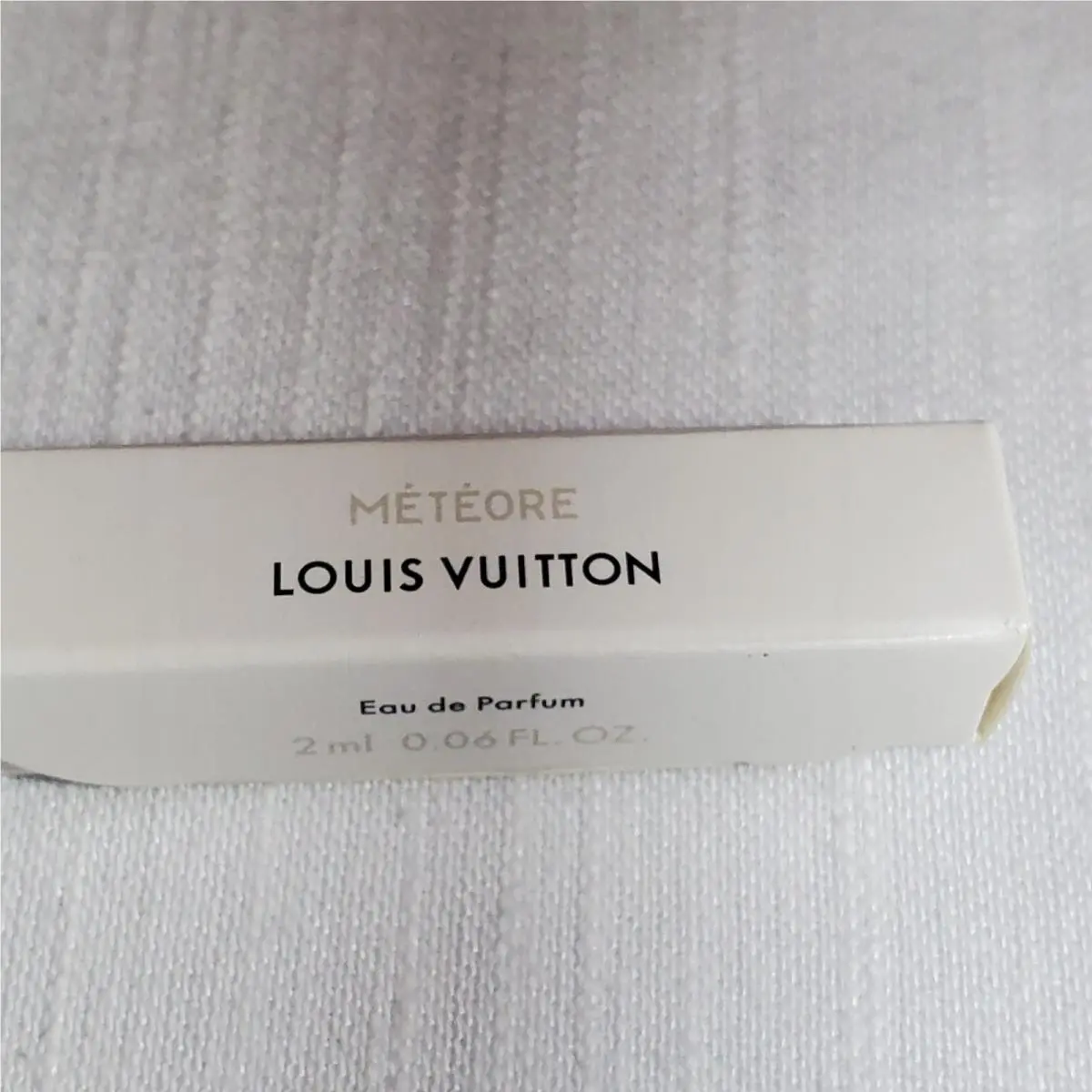Météore Fragrance Sample Vial by Louis Vuitton