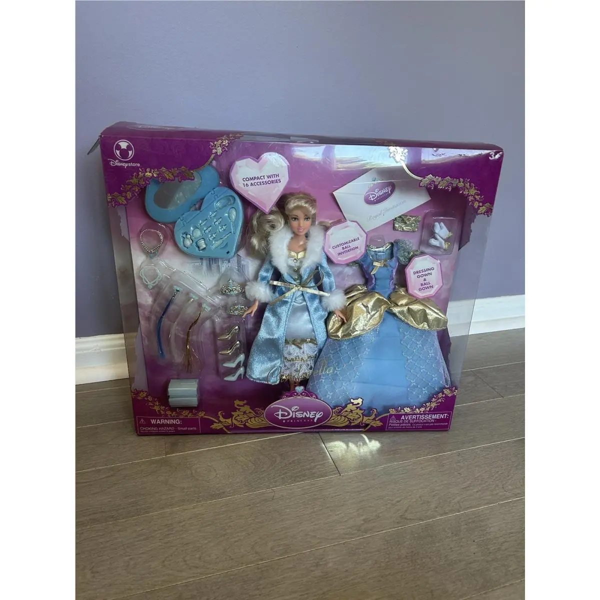 2012 Disney Store Exclusive Royal Invitation Princess Cinderella Doll Set