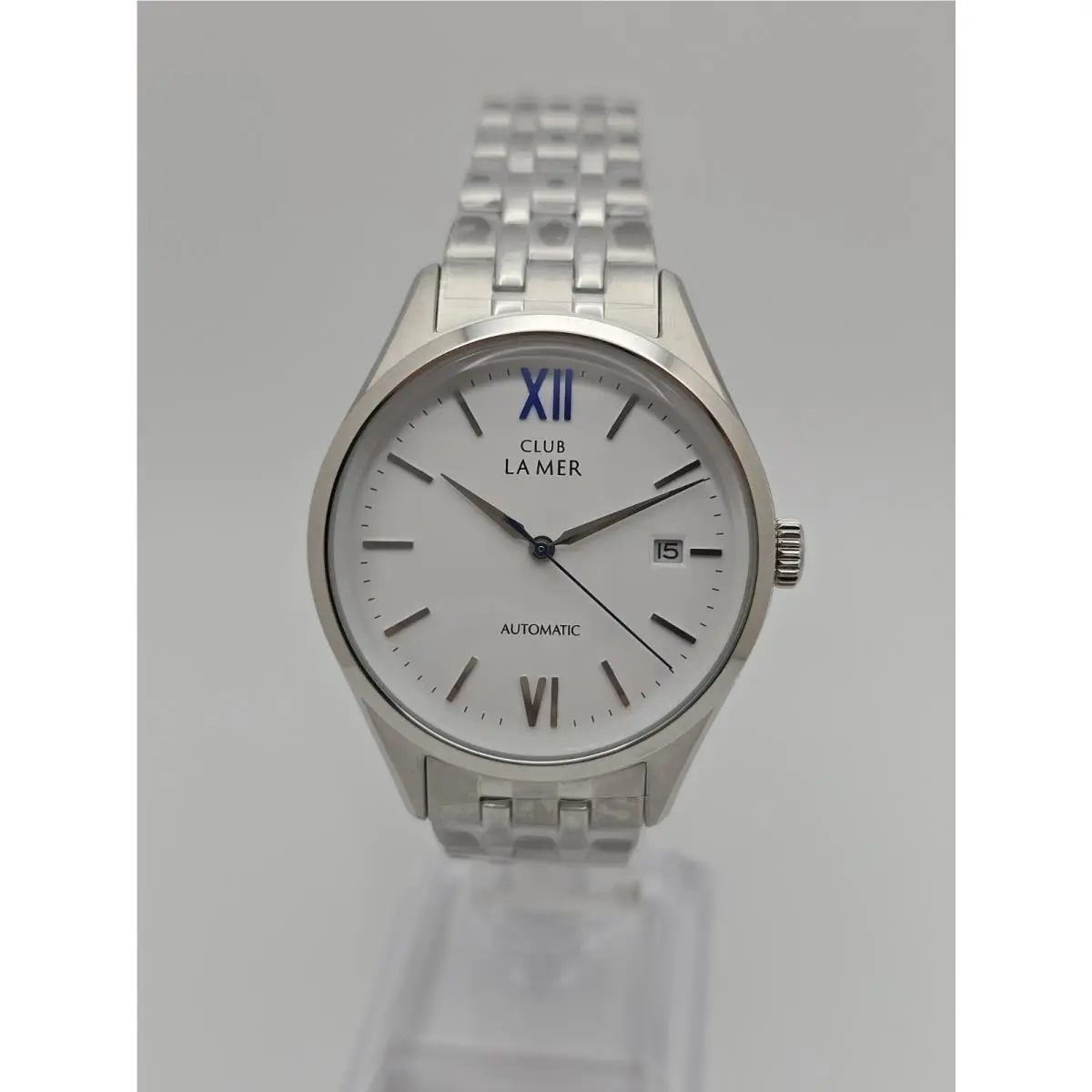 Citizen Club La Mer 8211-S108497 Automatic Men`s Watch White Dial