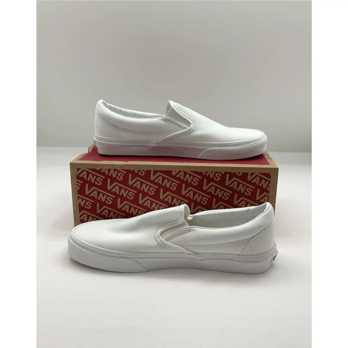 Vans shoes - VANS Classics - Classics - VN000EYEW00 - White 9