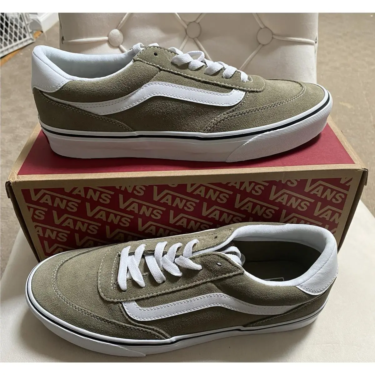 Vans Brooklyn LS Men`s Skate Sneakers Suede Bay Leaf VN000D7QEMF Sz 9