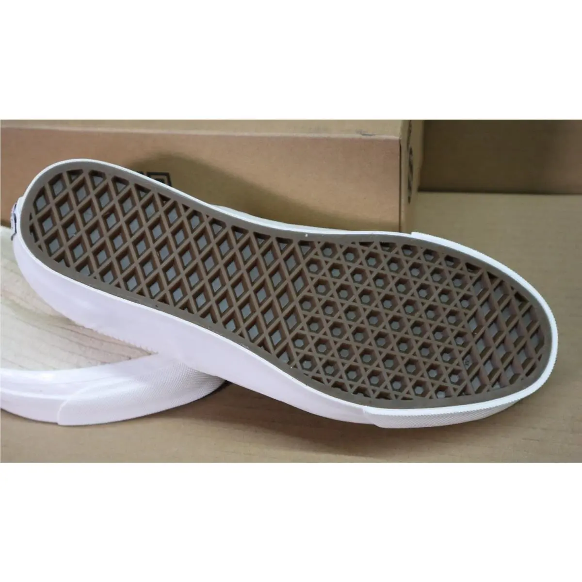 Vans shoes - VANS MTE - MTE - VN000CWAJM9 - Tan 0