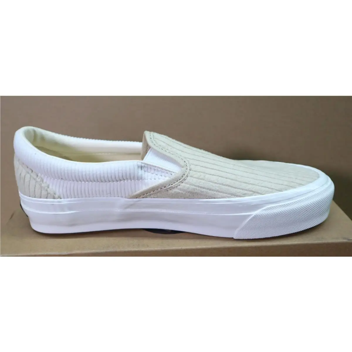 Vans shoes - VANS MTE - MTE - VN000CWAJM9 - Tan 3