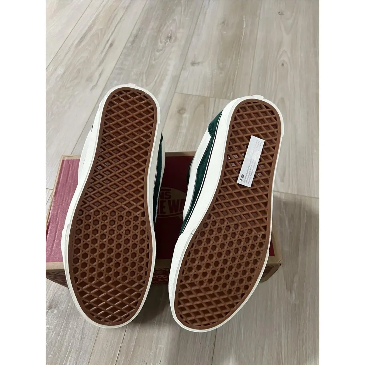 Vans shoes - VANS Knu Skool - Knu Skool - VN000D6C07W - Green 1