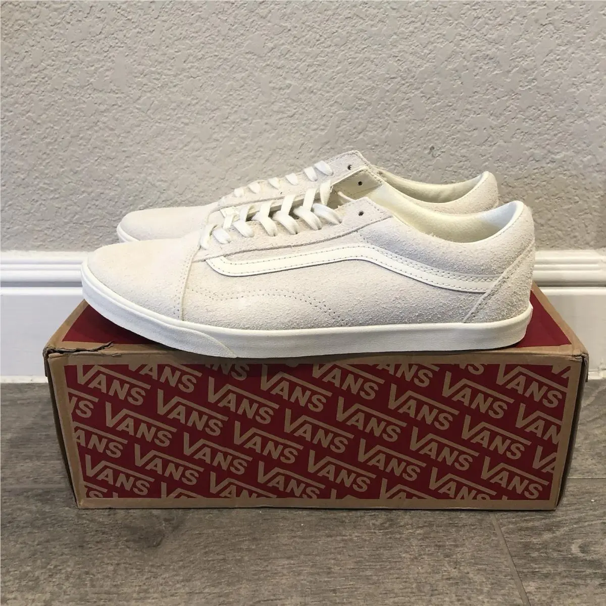 Vans shoes - VANS Old Skool - Old Skool - VN000D0EMCG - White 1