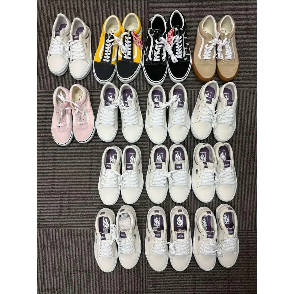 Lot of 14 Vans Shoes – Mixed Sizes