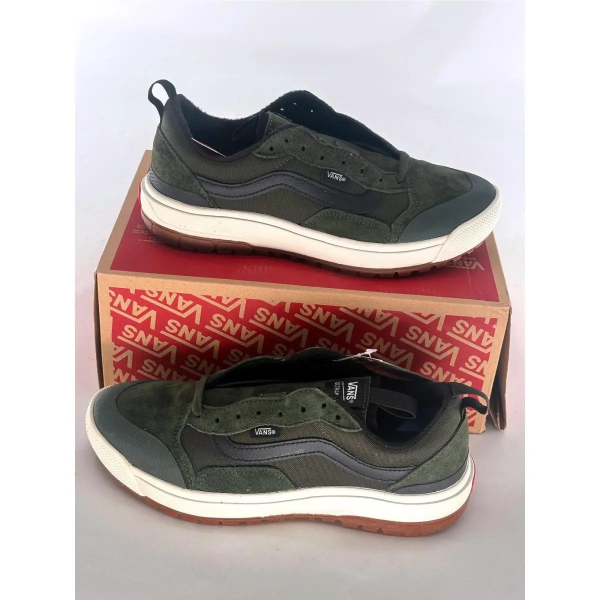 Vans Sneakers Ultrarange Grapeleaf Marshmallow Suede Men 7 Women 8.5 Green