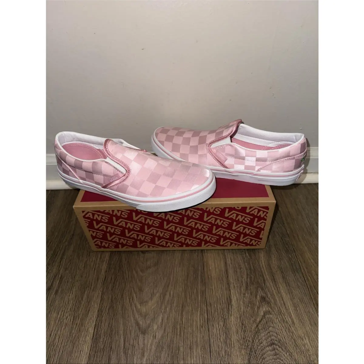 Vans Classic Slip-on Checkerboard Satin Rose Pink Women Sneakers Sz M7 W8.5