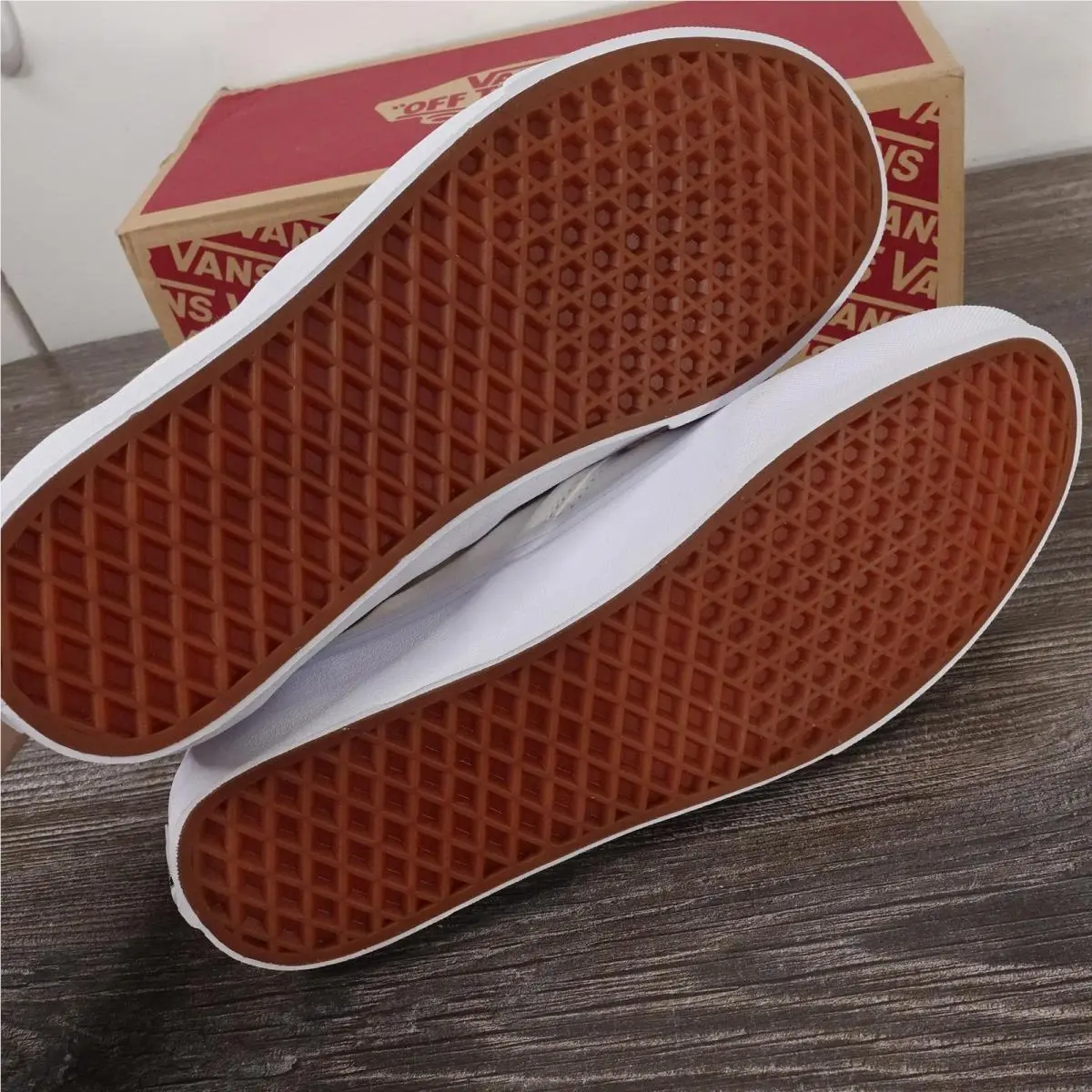 Vans shoes - Vans Classic Slip-On Checkerboard - Classic Checkerboard - VN000EYE - White 2