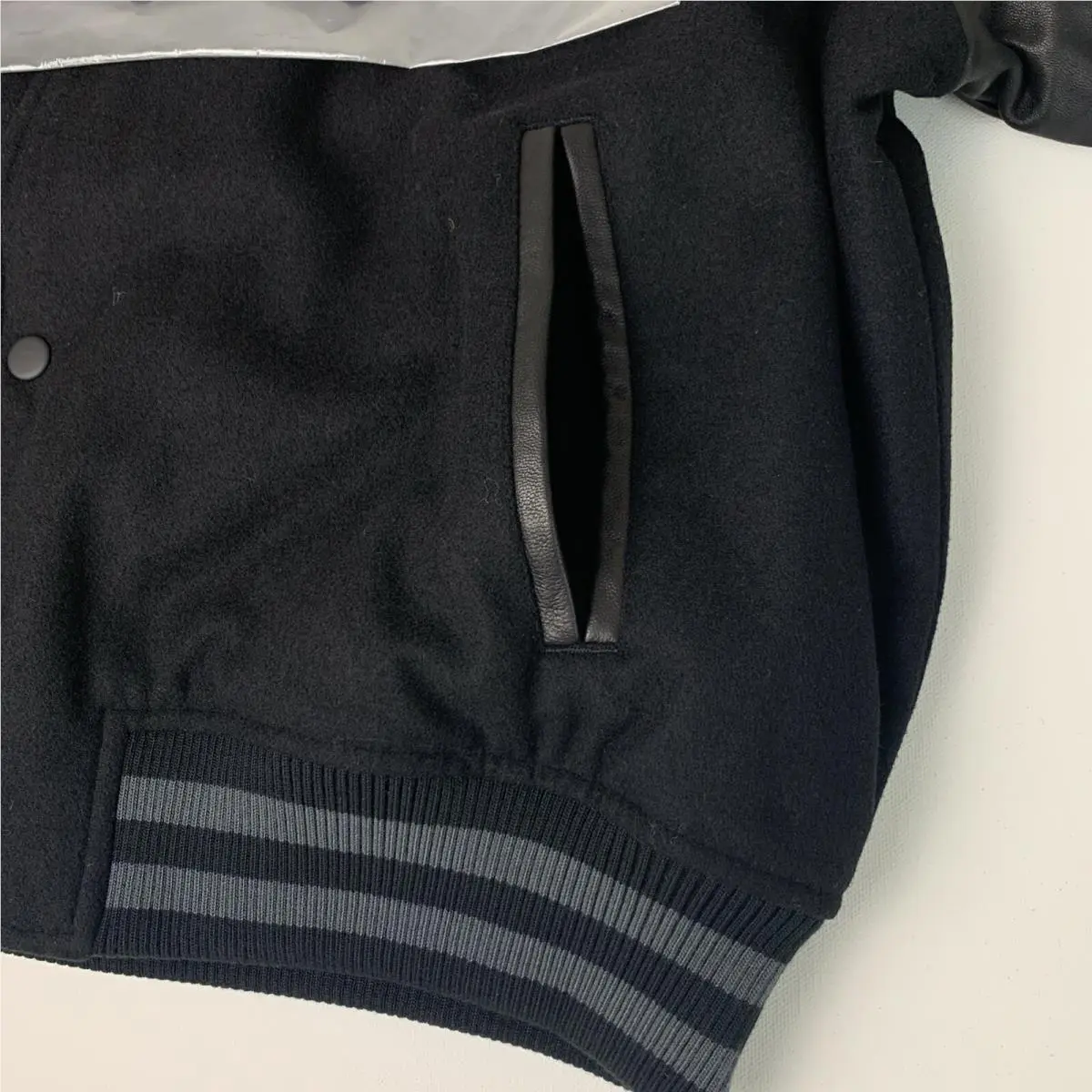 Vans clothing - VN0A7SQIBLK - VN0A7SQIBLK - Black 4