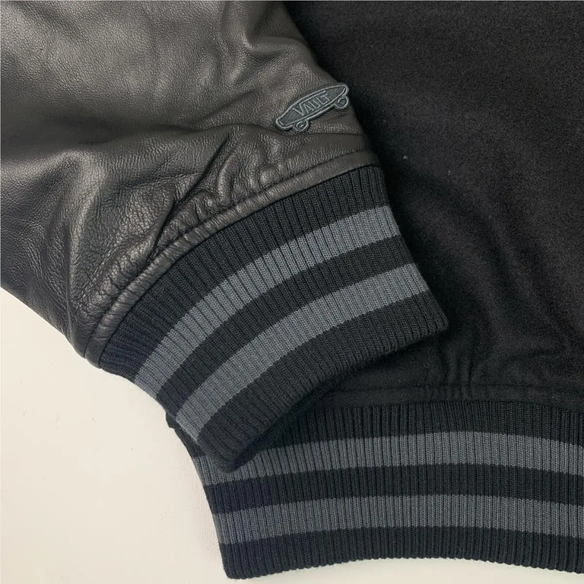 Vans clothing - VN0A7SQIBLK - VN0A7SQIBLK - Black 5