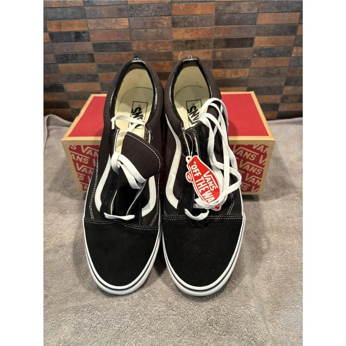 Vans Old Skool Skate Shoes Black / White VN000D3HY28 Unisex