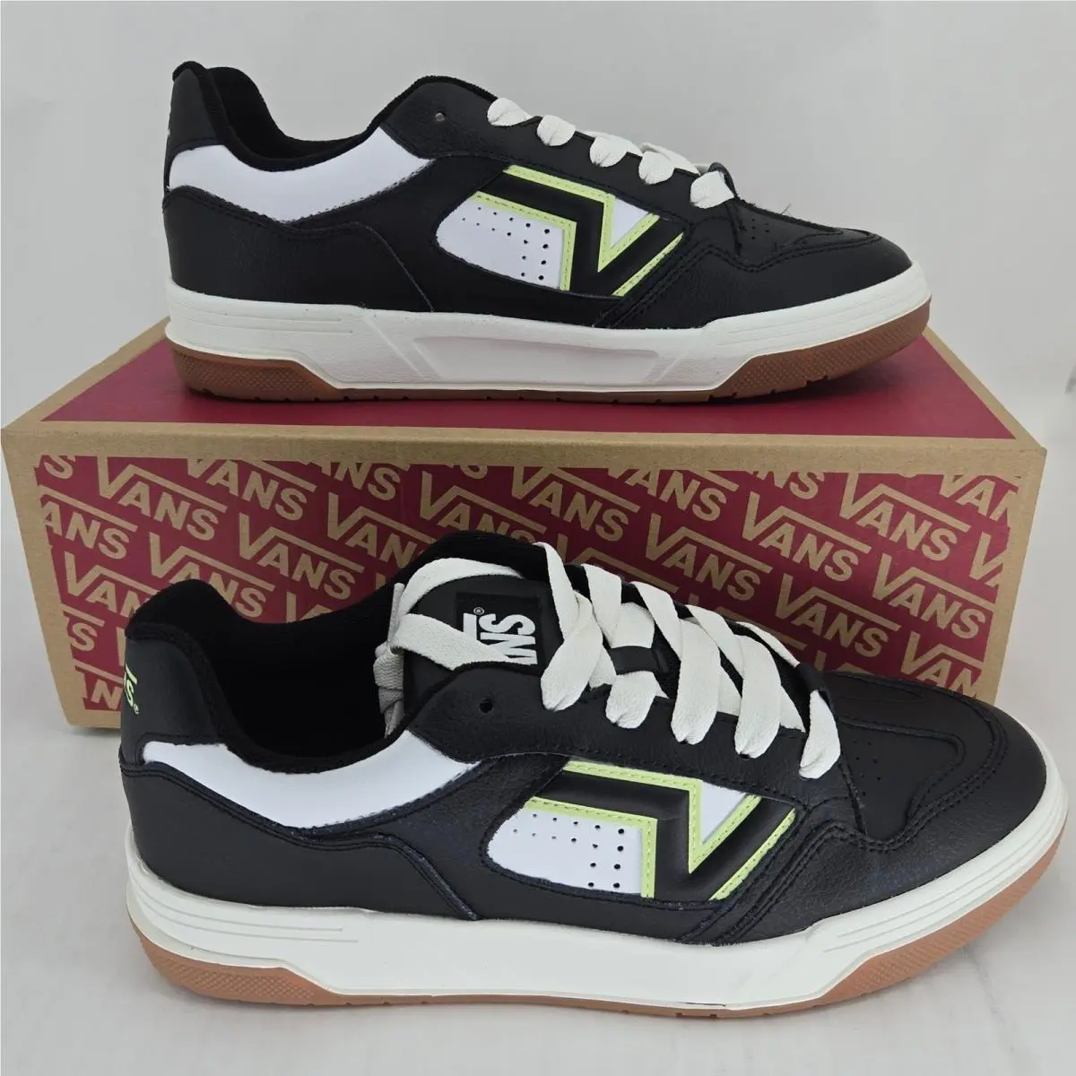 Vans Upland Black Lime White Leather Skate Shoes Mens 9.5 Womens 11 VN000D6FGBK