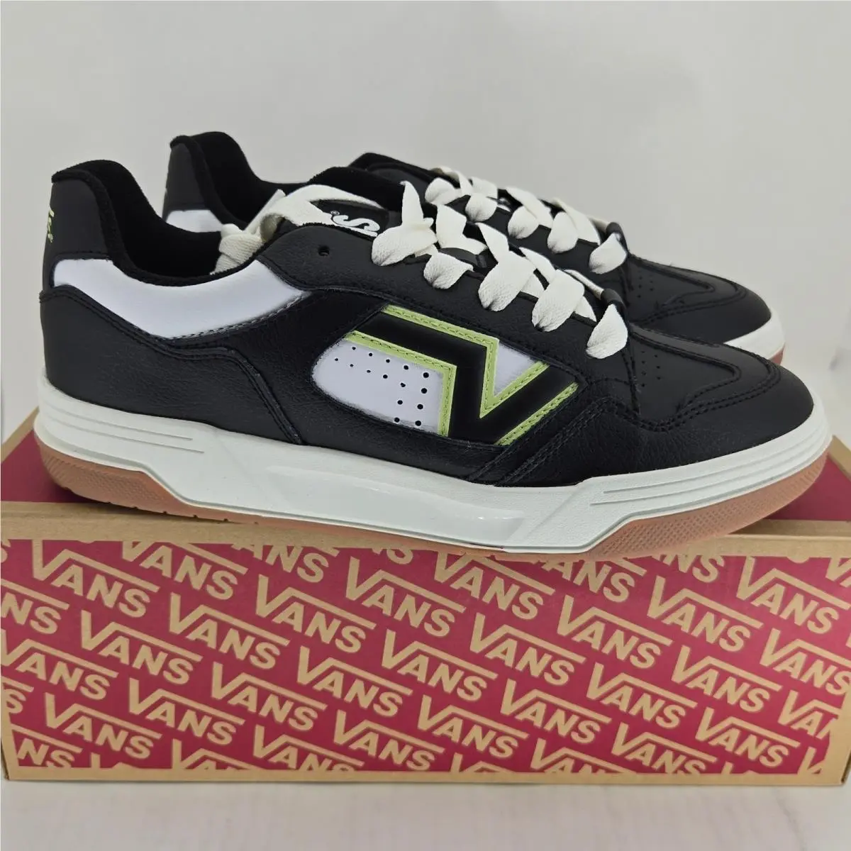 Vans shoes - VANS Upland - Upland - VN000D6FGBK - Black 6
