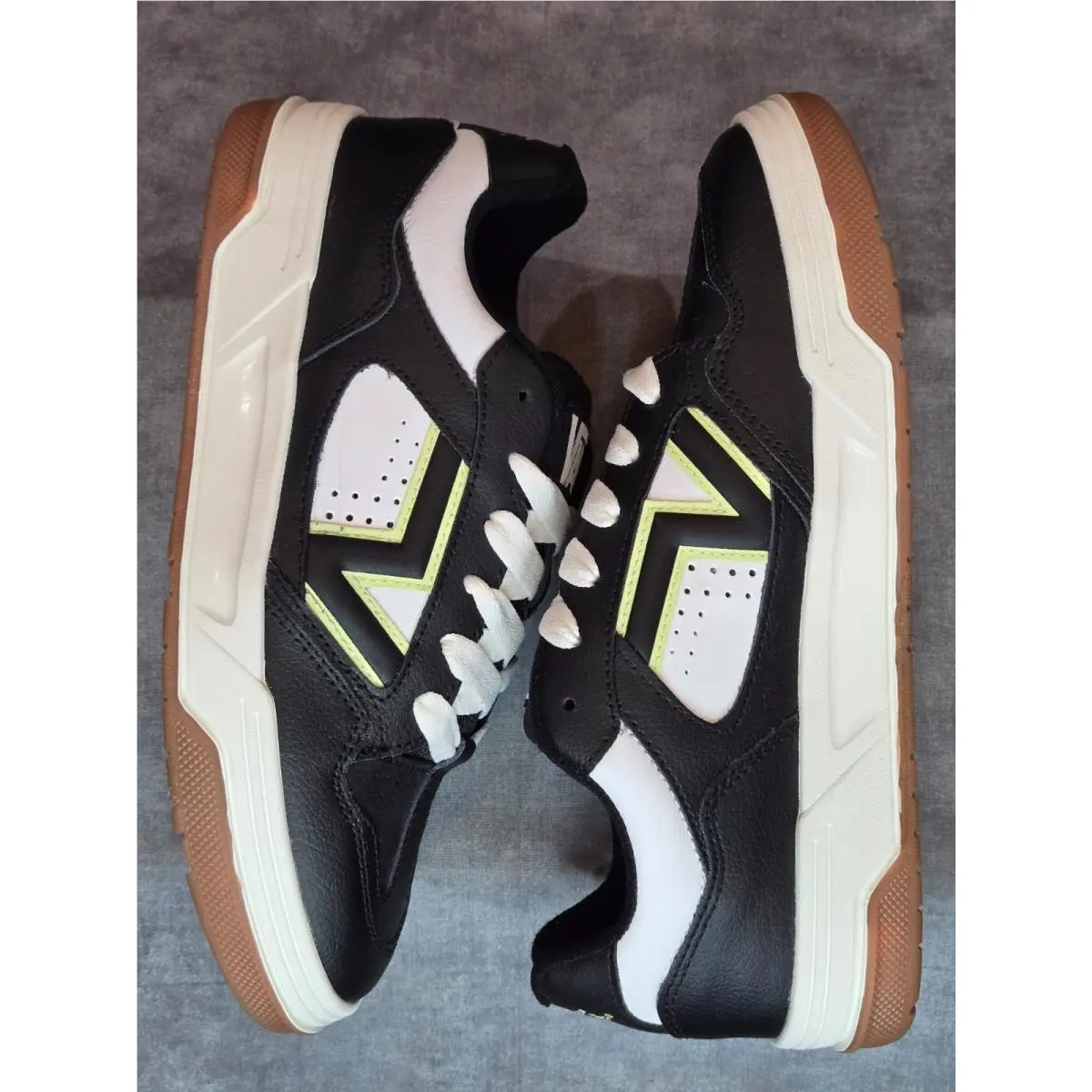 Vans shoes - VANS Upland - Upland - VN000D6FGBK - Black 1