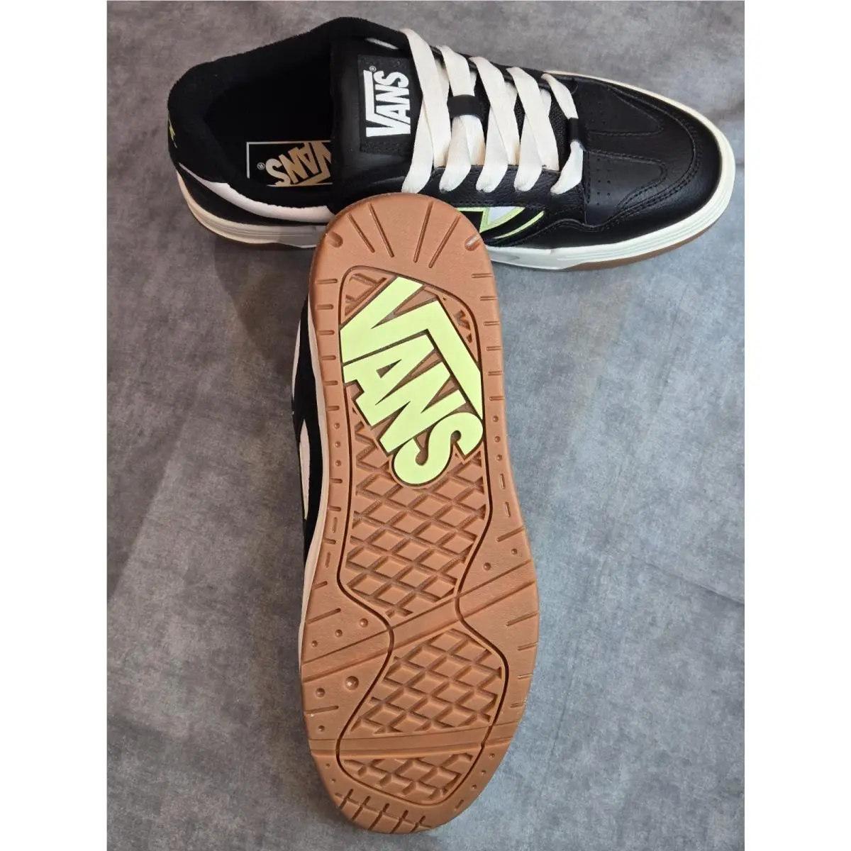 Vans shoes - VANS Upland - Upland - VN000D6FGBK - Black 3