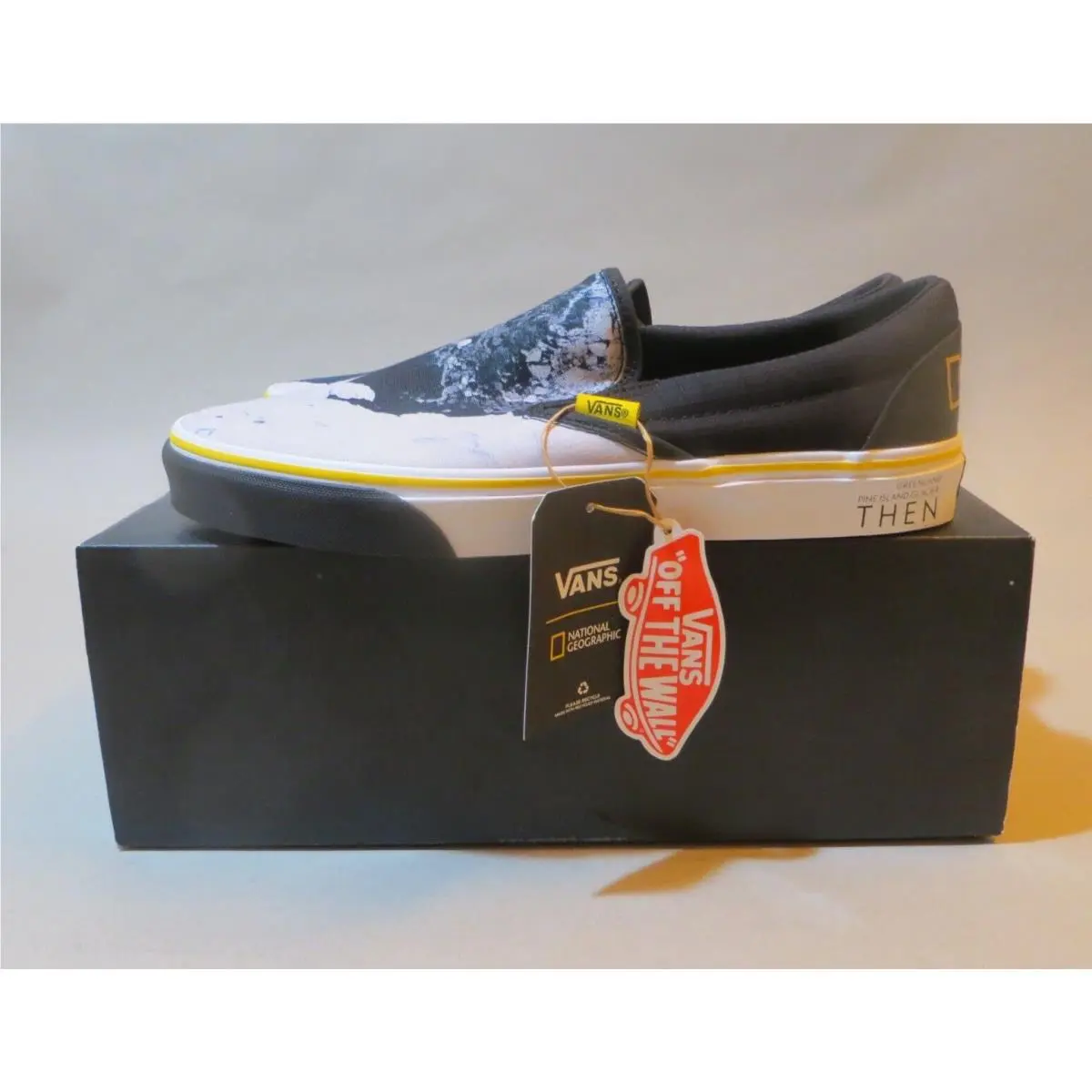 Vans shoes - Slip-On - Thnnwglcr - Black/Gray...touch of Navy (UPC: 194114401539) 1