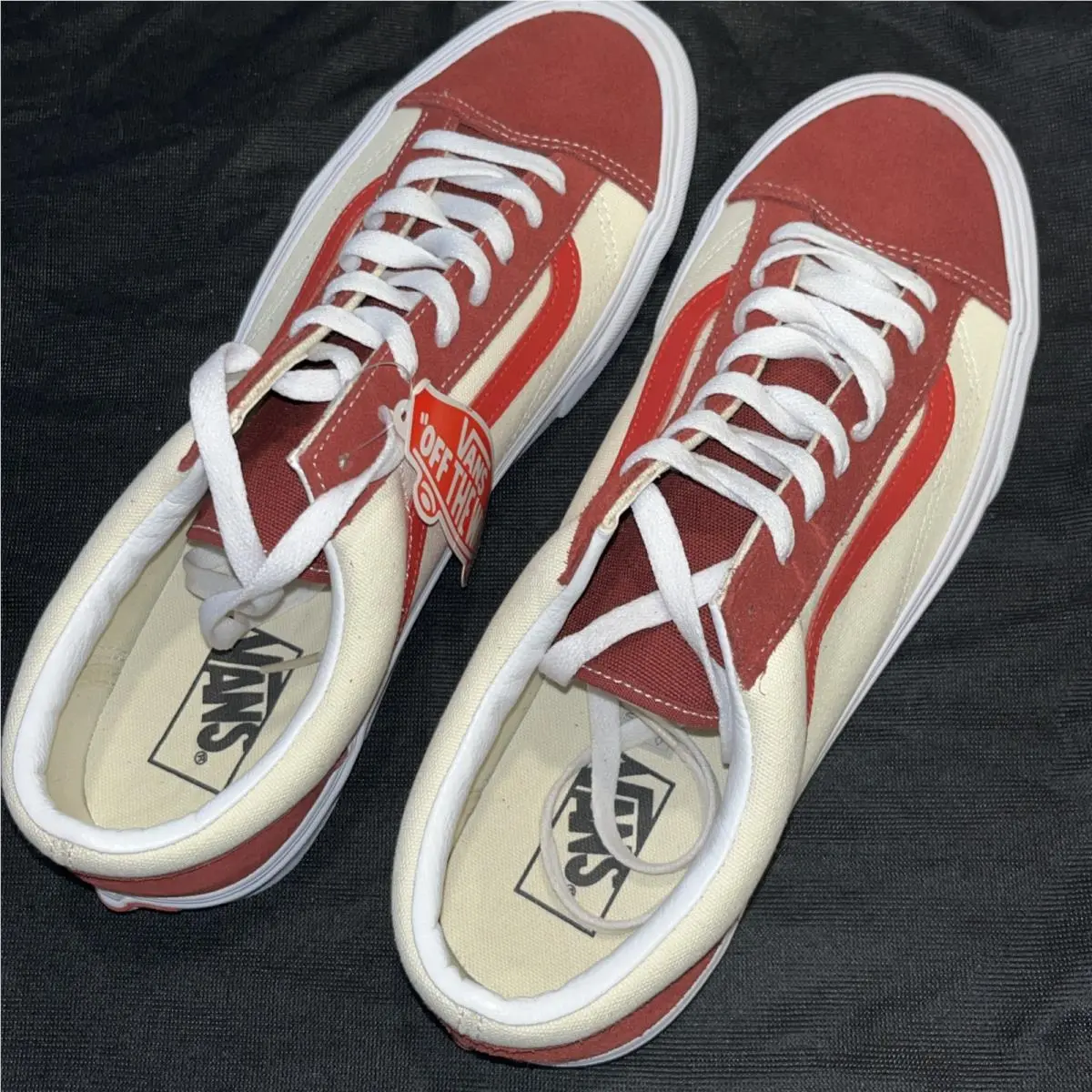 Vans shoes - VANS Off The Wall - Off The Wall - White/Ivory Red 18