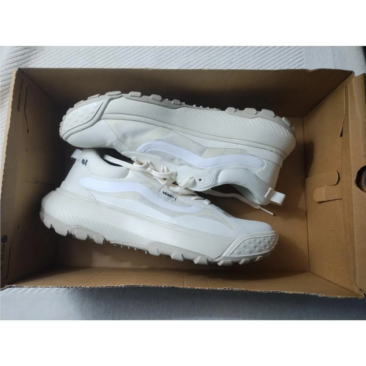 Vans Mte Crosspath Ultrarange Running Skate Off White - Mens 8.5 Womens 10