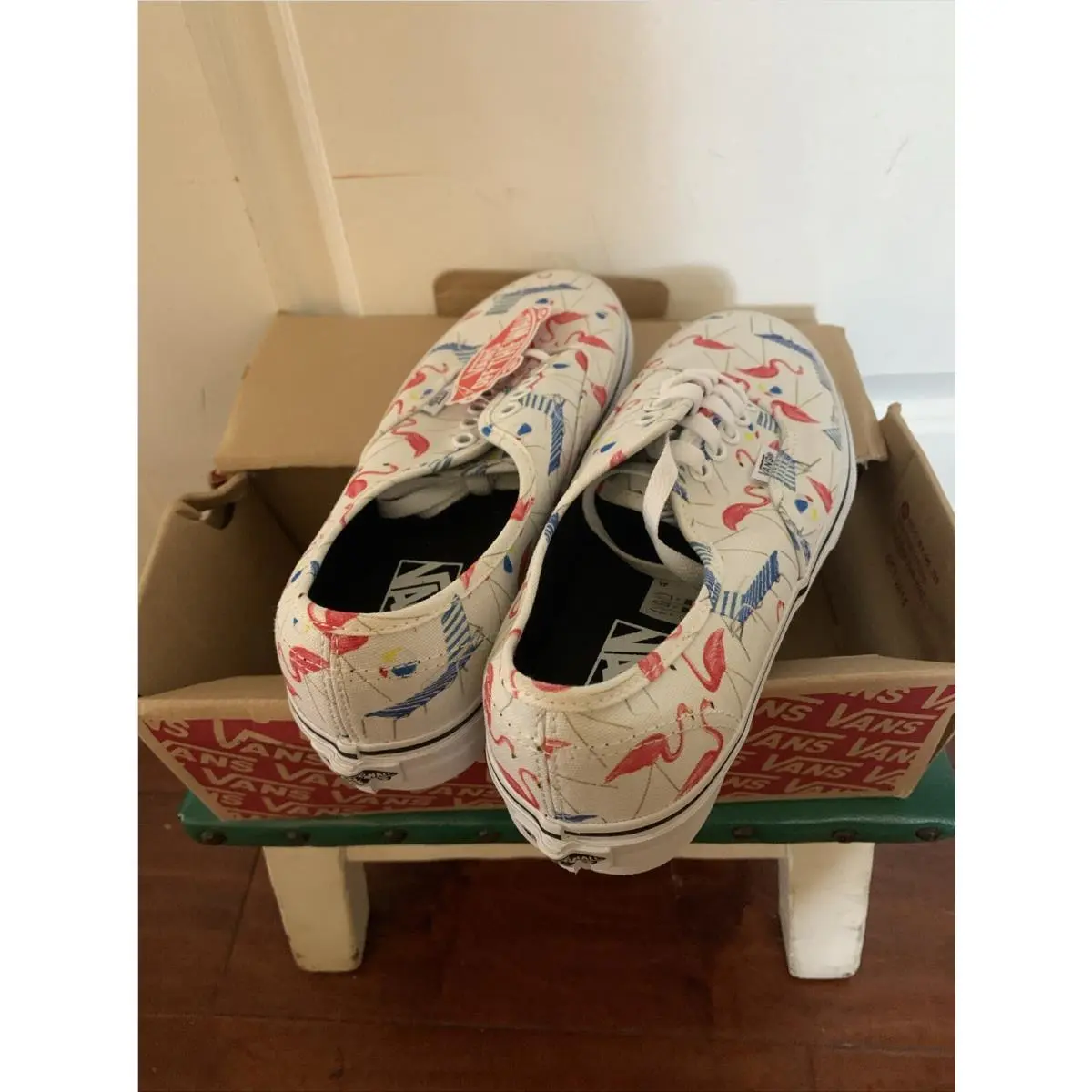 Vans Flamingo Pool Vibes White Canvas Shoes Mens 7.5 Womens 9
