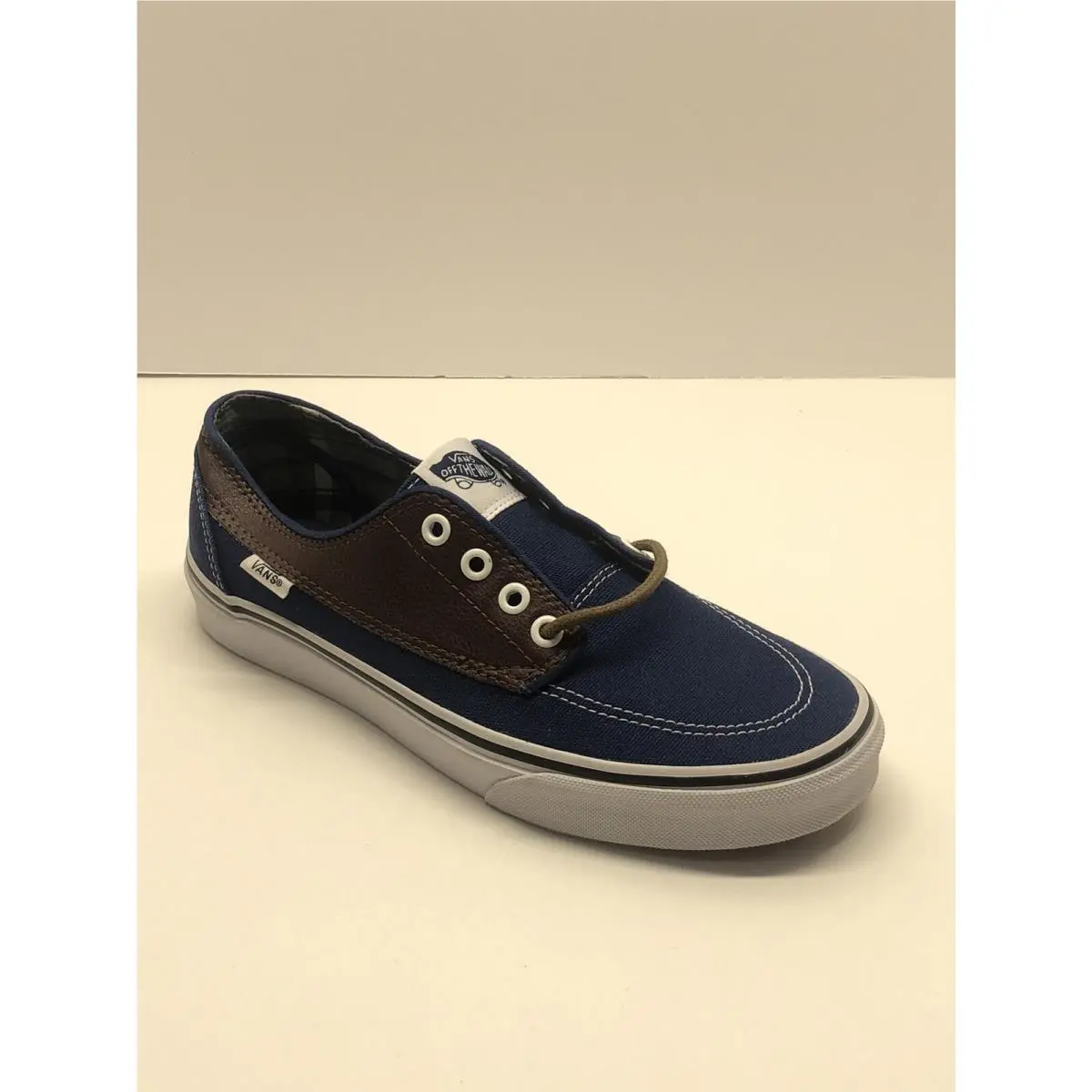Vans Brigata Blue Leather Plaid Skate Shoes Sneakers Men’s Size 6.5 Mens 8.0 W
