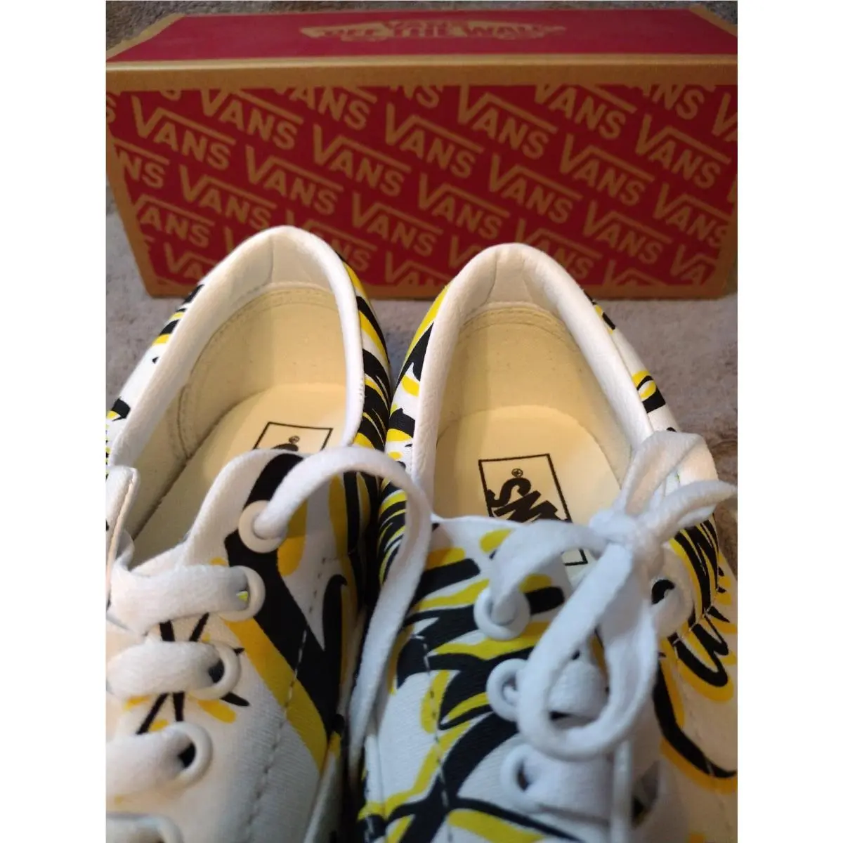 Vans shoes - Family Era - Family Era - Yellow (UPC: 0194903052737) 11