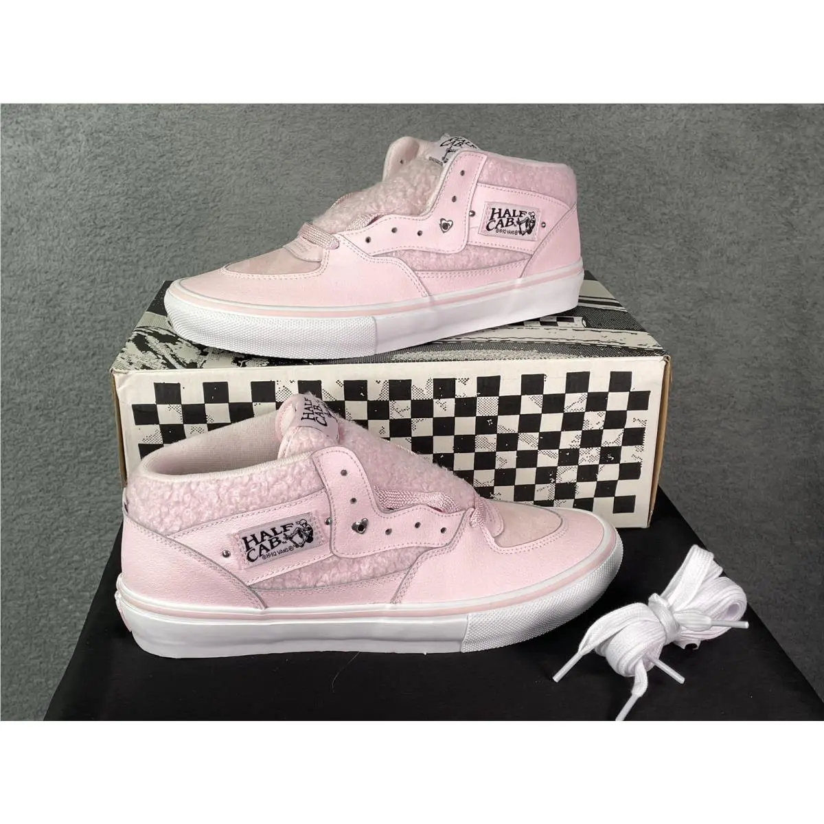 Vans Half Cab Shoes Mens Size 11 Pink Suede Fuzzy Sherpa Heart Skateboard Rare