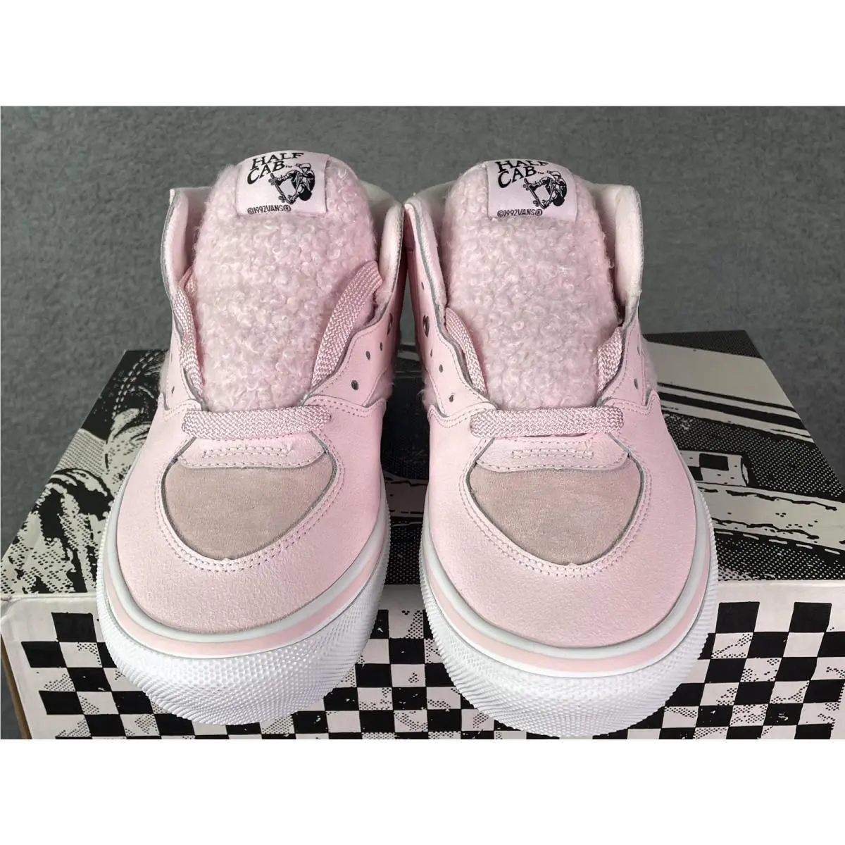 Vans shoes - Vans Skate Half Cab - Skate Half Cab - VN0A5FCDY3K - Pink 2