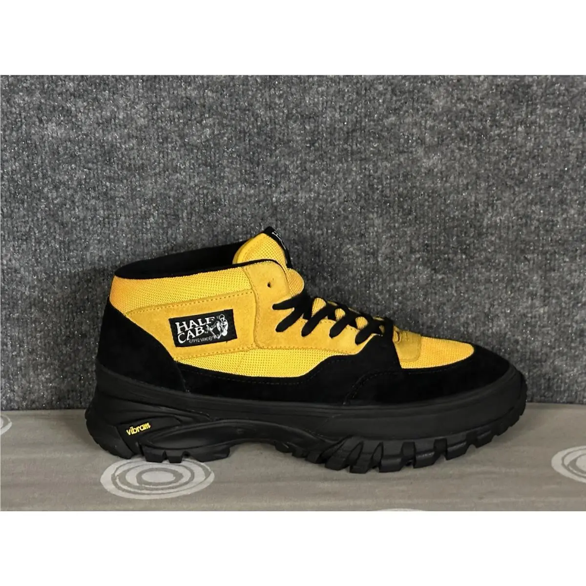 Vans shoes - VANS Half Cab - Half Cab - Yellow 0