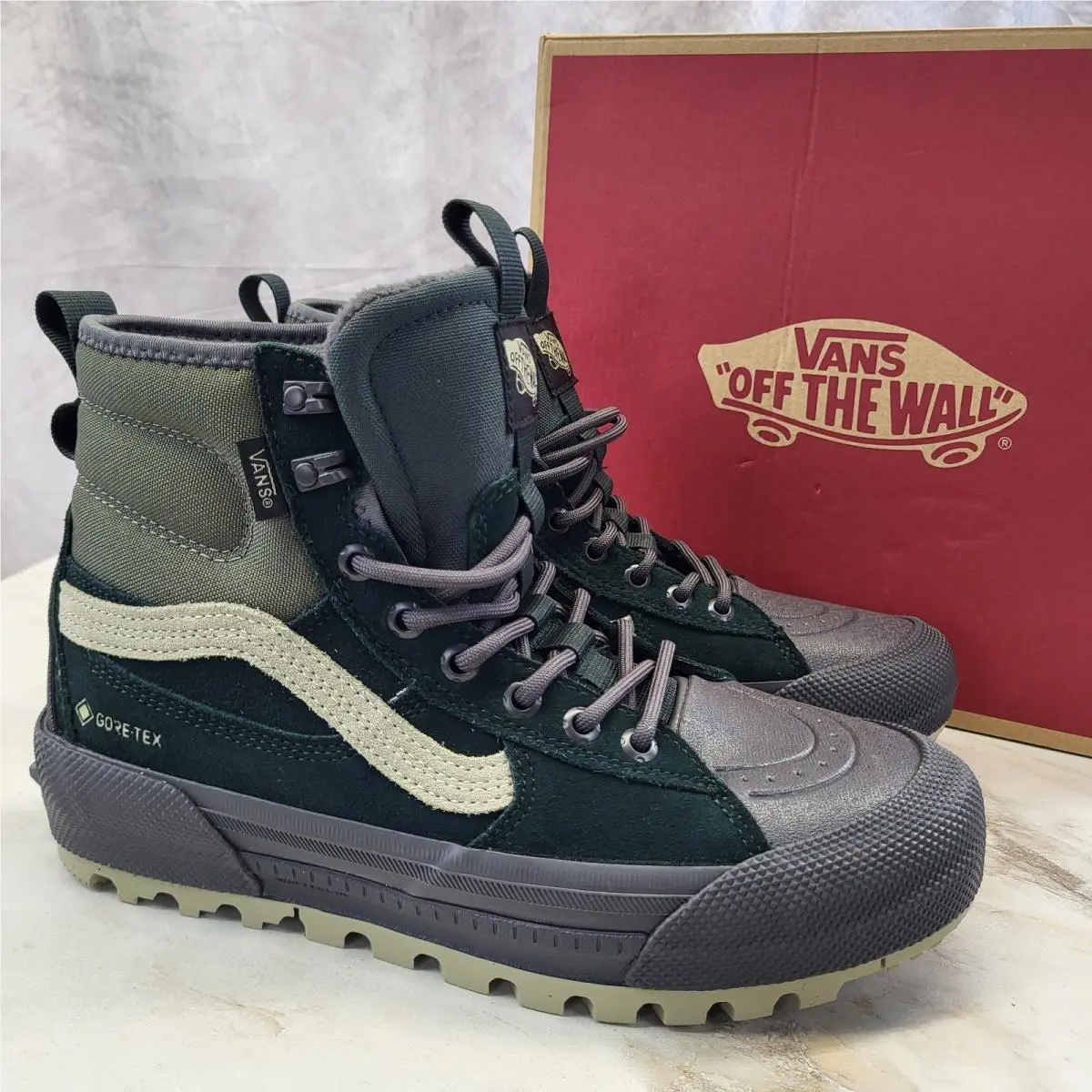 Vans Van Mte SK8 Hi Gore-tex Scarab Grape Leaf Women`s US Size 8.5 Green/purple