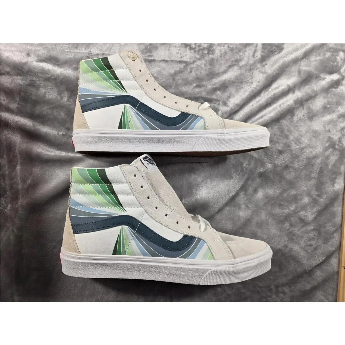 Vans Men`s True White SK8-HI Reissue Refract High Top Sneakers Size US 12