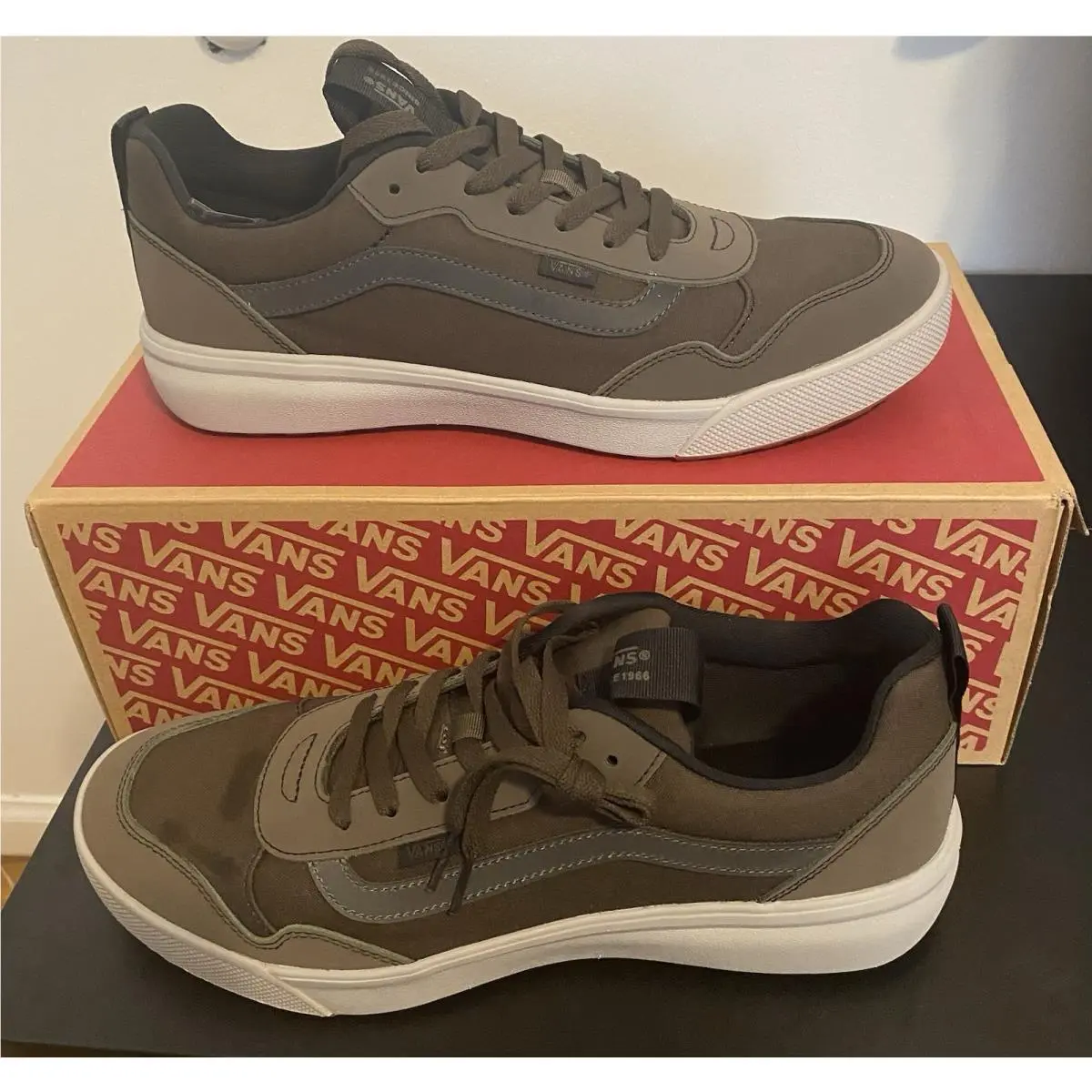 Vans Range Exp Sneakers. Men’s Size 13 Reflective Coal Brown
