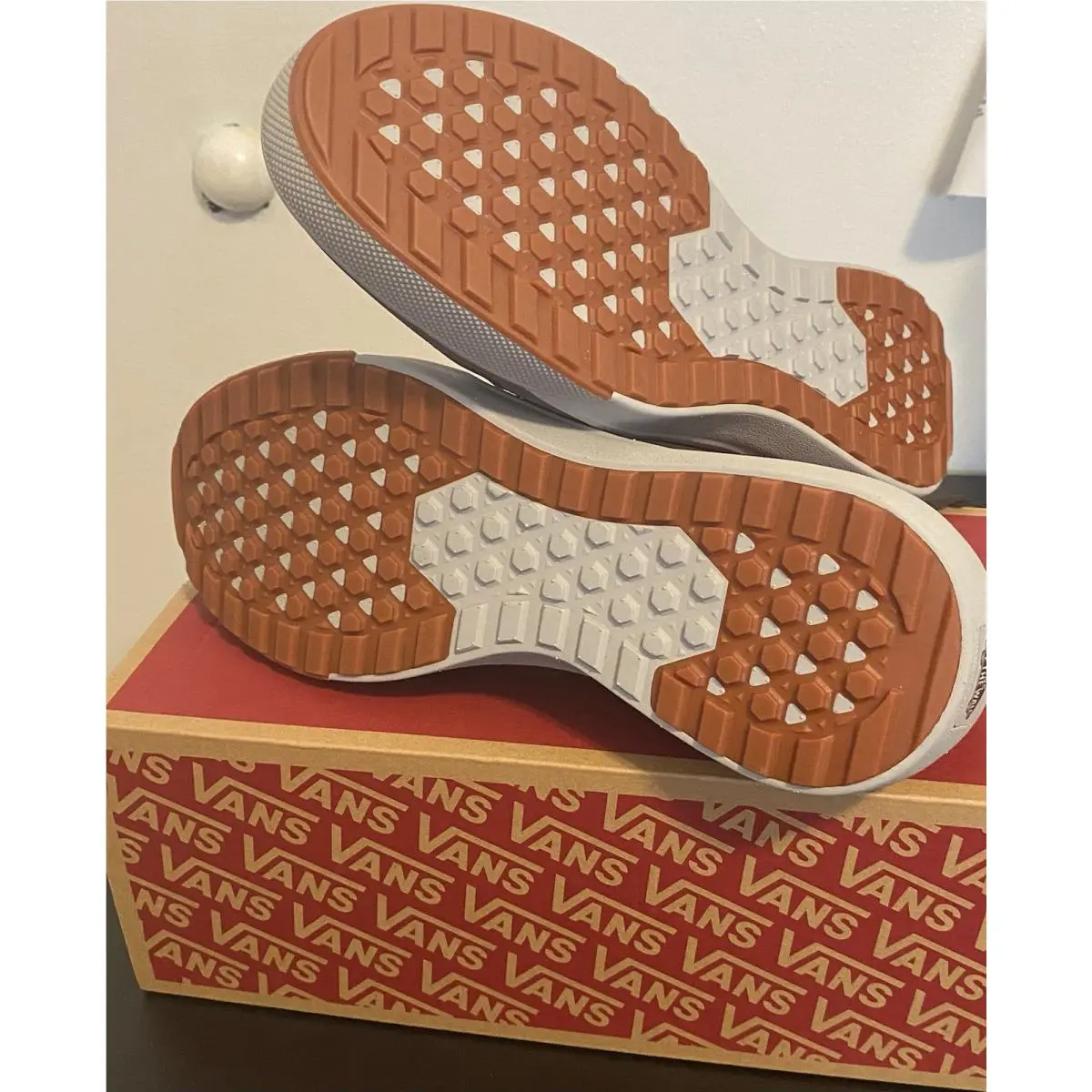 Vans shoes - VANS Range - Range - Brown 1