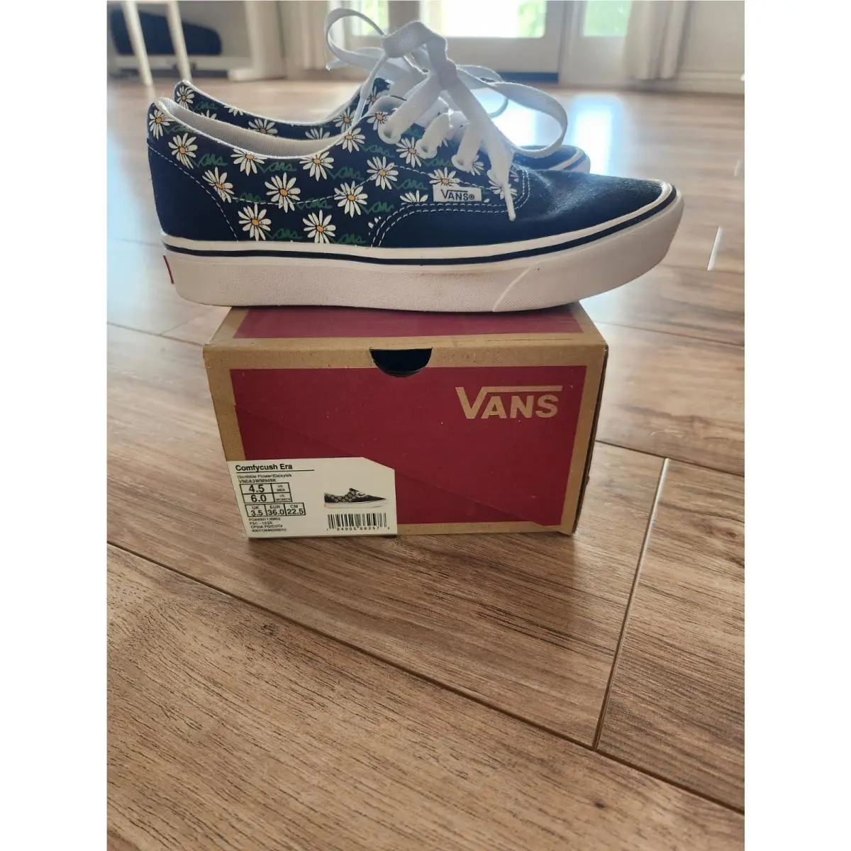 Womens Vans Daisy Shoes 6 Tie Floral