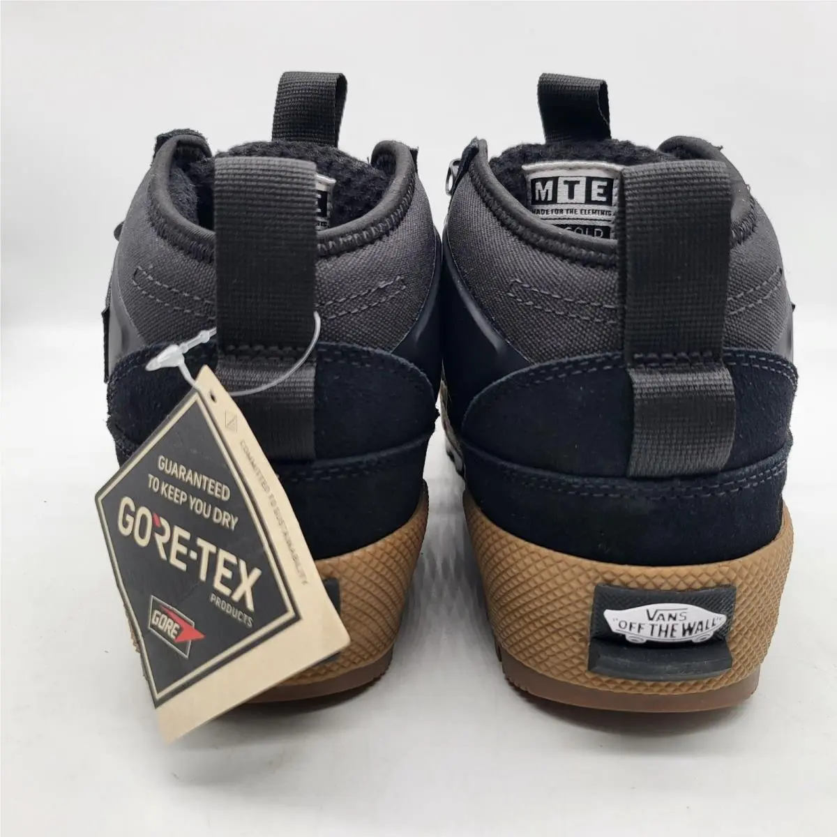 Vans shoes - Vans MTE Half Cab Gore-Tex - VN000CVMB9M1 - Black 4