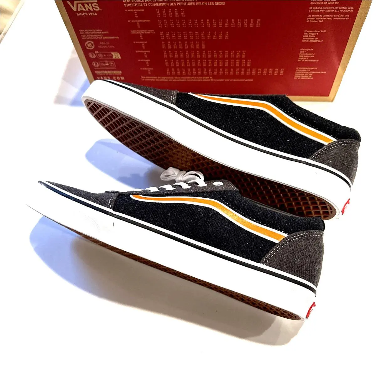 Vans shoes - Vans Ward - Ward - Dark Grey Block with Brown Stripe 1