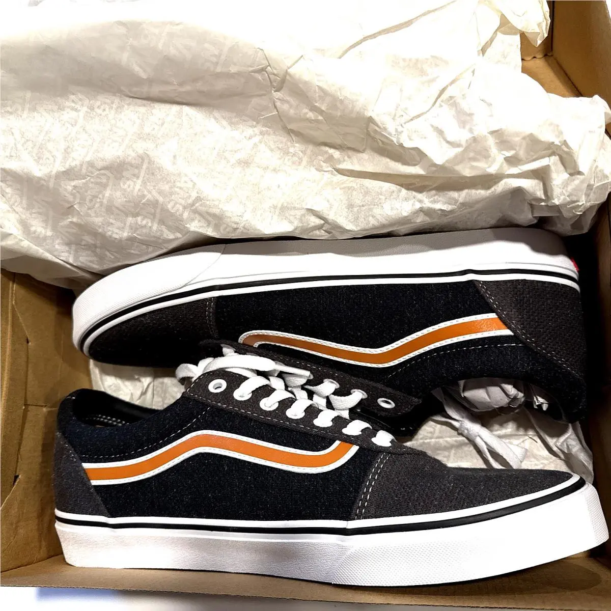 Vans shoes - Vans Ward - Ward - Dark Grey Block with Brown Stripe 15