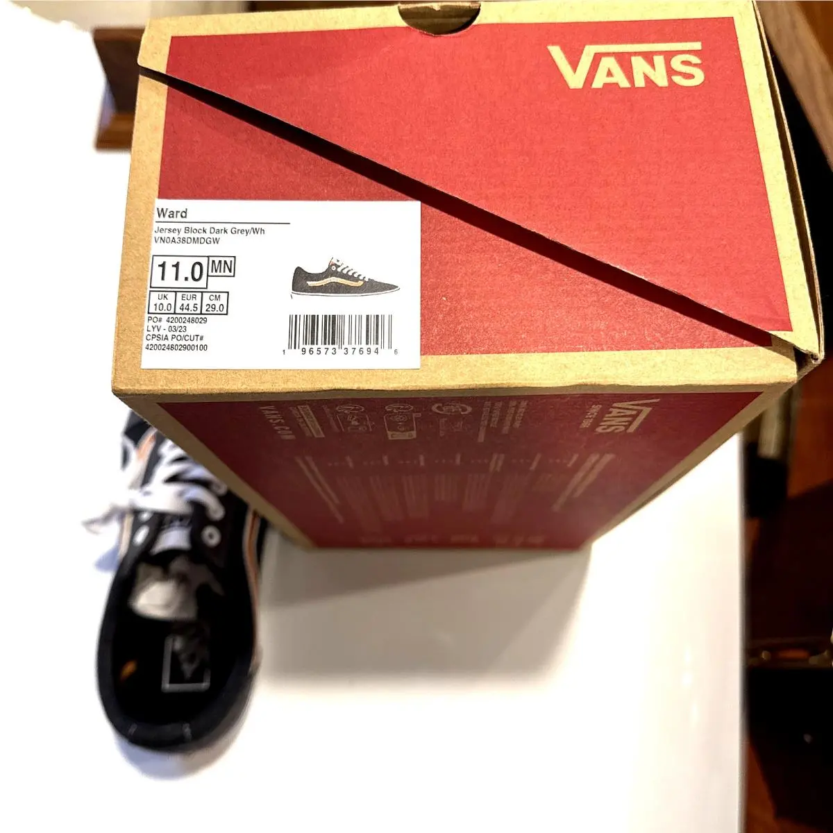 Vans shoes - Vans Ward - Ward - Dark Grey Block with Brown Stripe 0