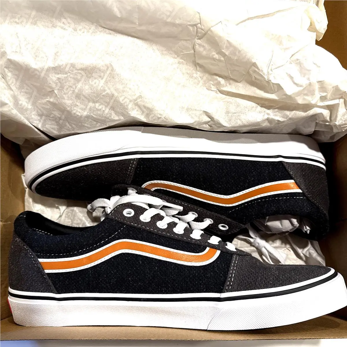 Vans shoes - Vans Ward - Ward - Dark Grey Block with Brown Stripe 22