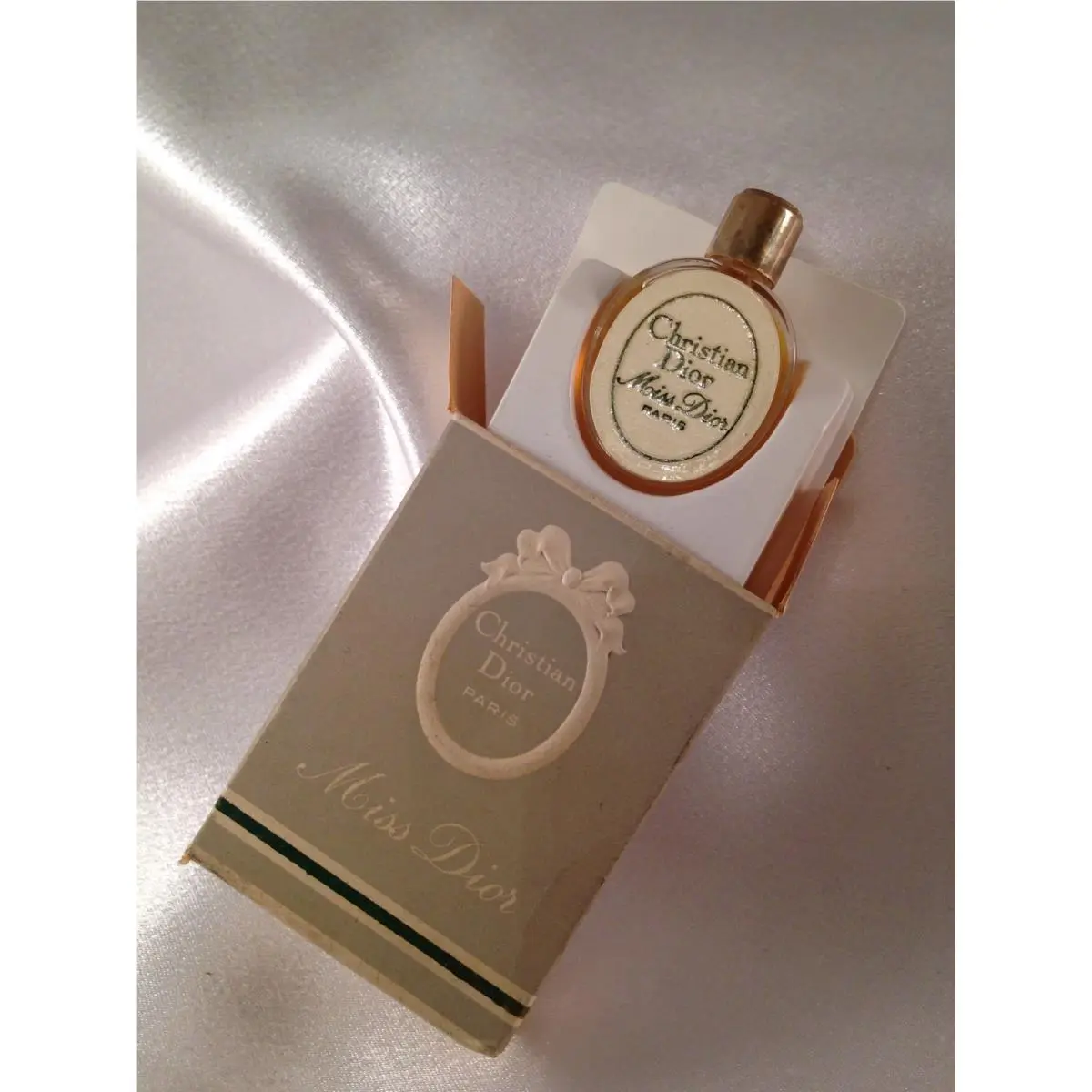 Vintage Christian Dior `miss Dior` Extrait Parfum Pebble Mini