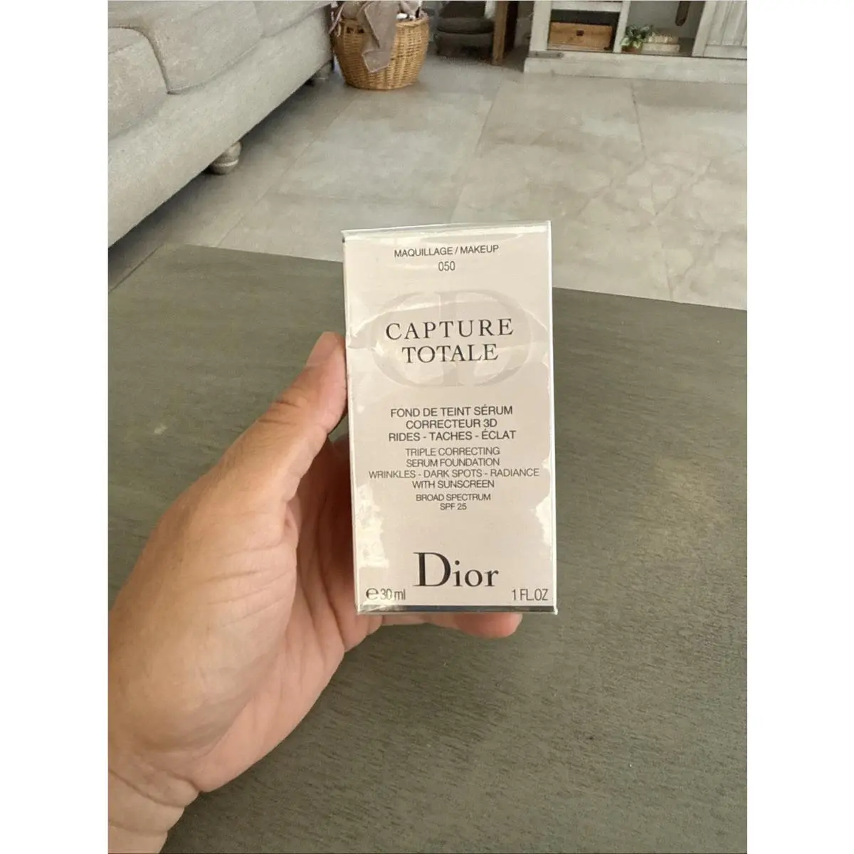 Dior Capture Totale Triple Serum Foundation SPF25 30ml 050. New. Z29