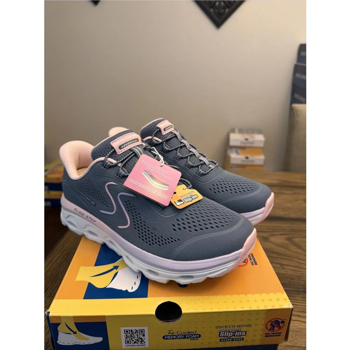 Women Skechers Slate Slip Ins Wide Fit Glide Step Memory Foam Size 8.5 Wide F1