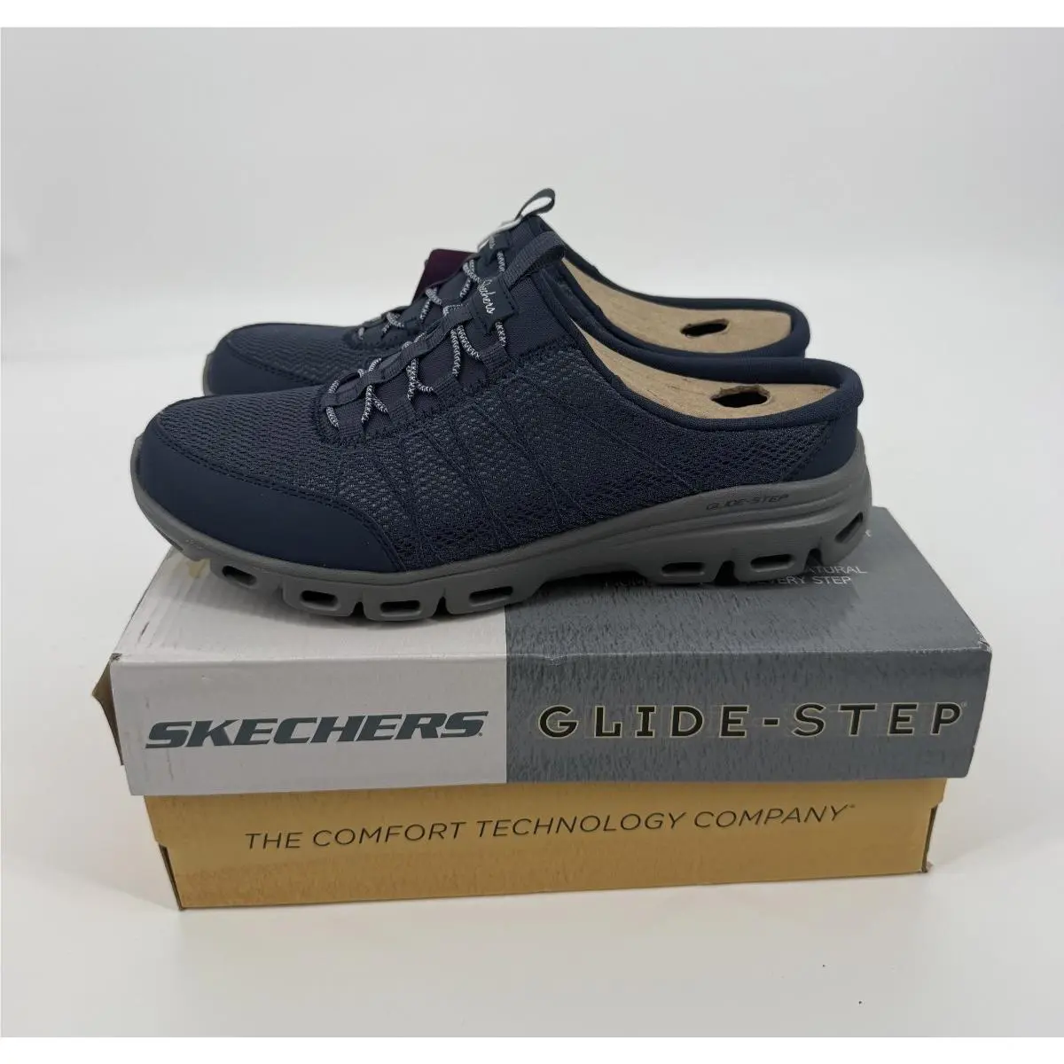 Skechers Women`s Relaxed Fit Glide-step Comfort Shoes US 6.5 Size 159545 Navy