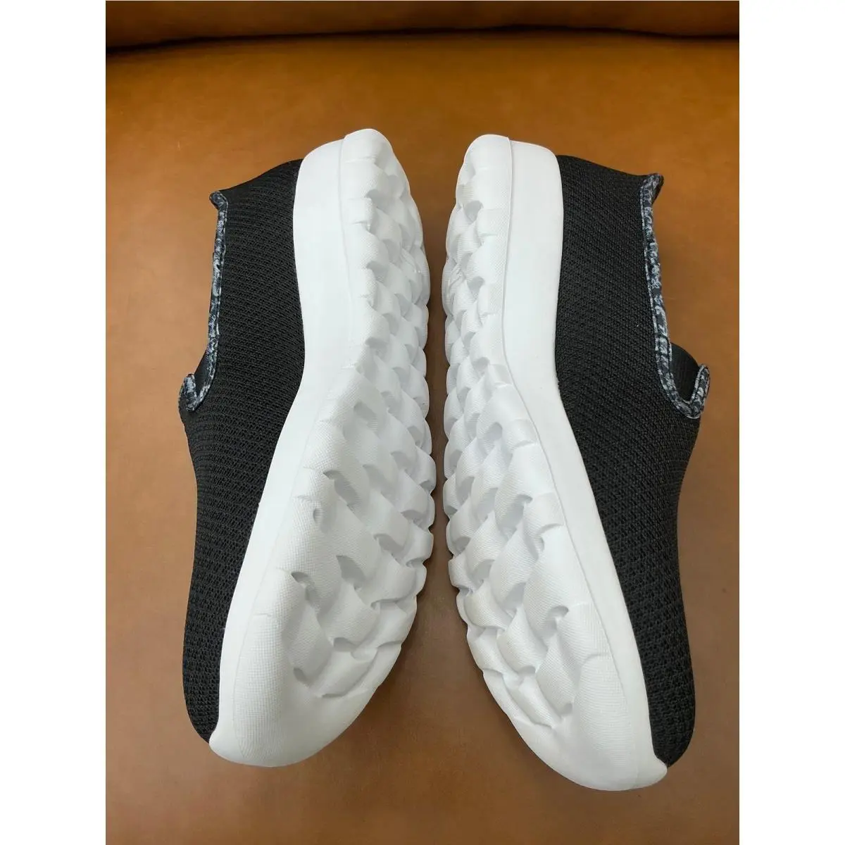 Skechers shoes - Go Walk Arch Fit Joy Stefanie - Black 4