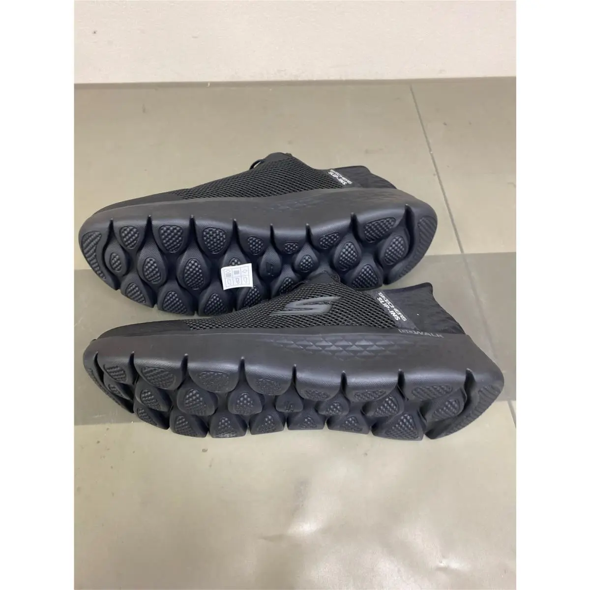 Skechers shoes - Black (UPC: 197627450865) 1
